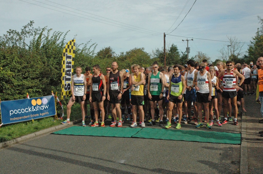 The start of the race. Grunty Fen Half Marathon, Witchford, Cambridgeshire, Sunday 13th September 2015.