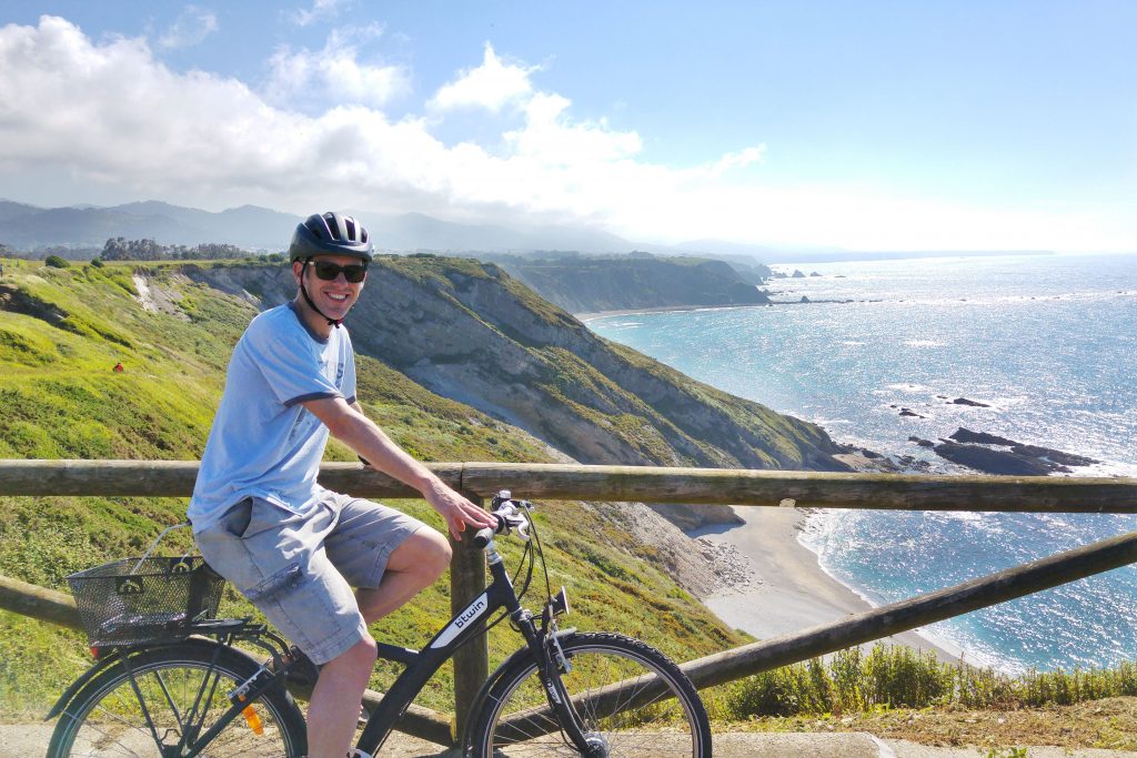 The coastline in Ovinana. I should have stayed on my bike...