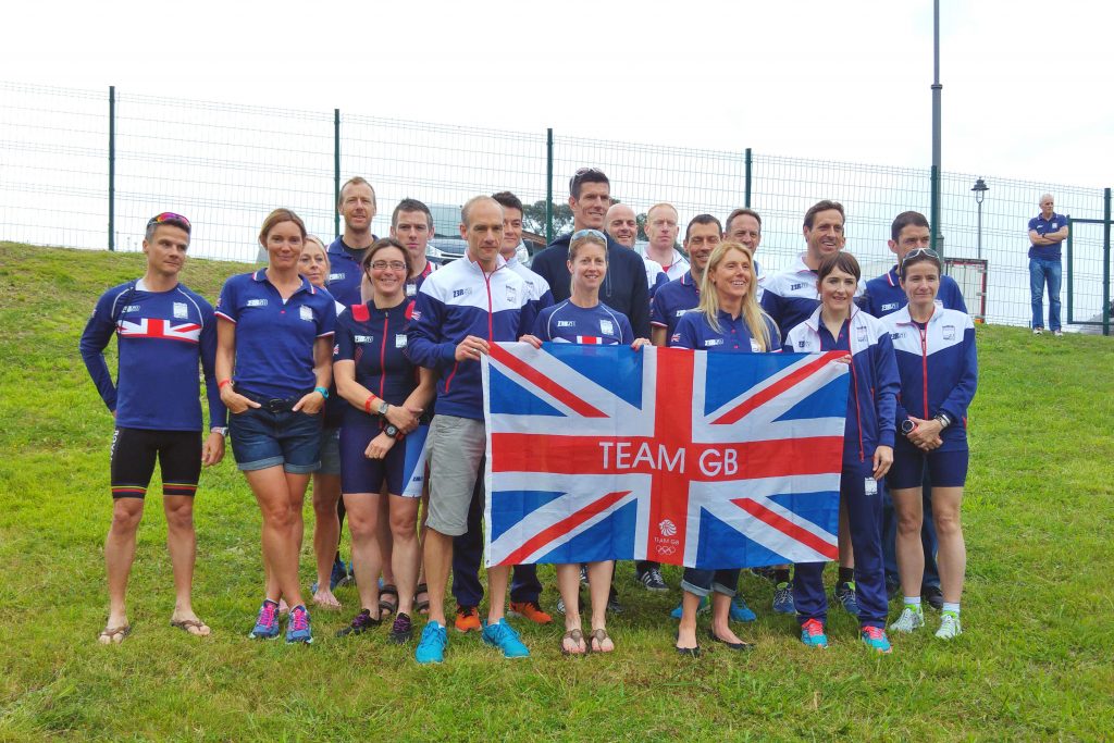 The 40-44 standard distance group photo. Spot the good one...