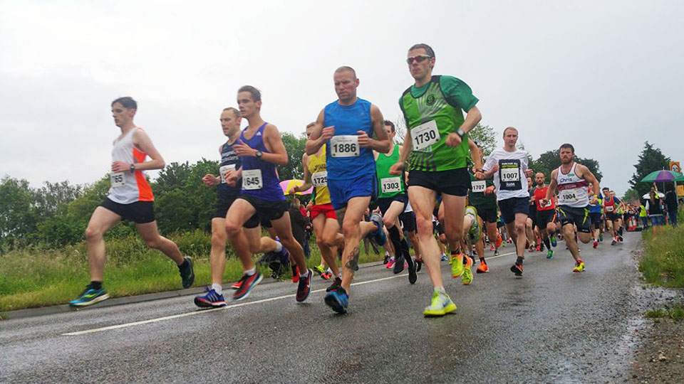 The start of the race - Sunglasses On - For Now. Picture c.o. Paul Rushworth.