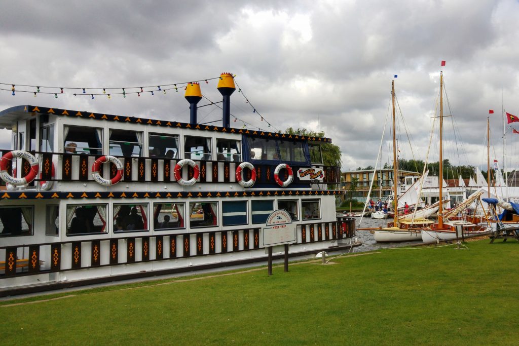 Morning run - Horning pleasure steamer. Norfolk Broads Caravan Club Site, Ludham, Wroxham, Thursday 4th August 2016.